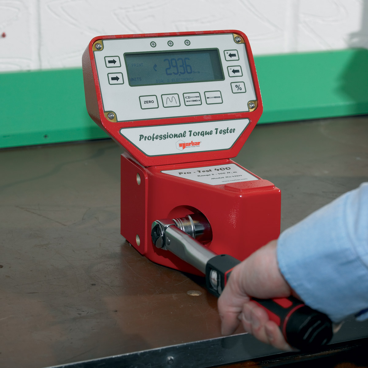 Norbar-Professional-Torque-Tester-01